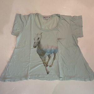 Shirt with a white horse graphic